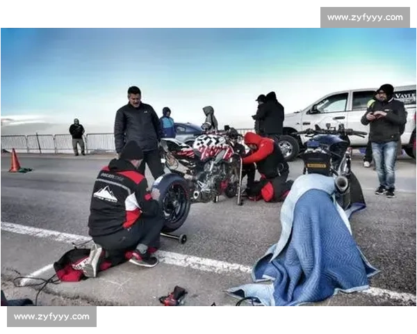 惊心动魄的MotoGP！事故回放，看赛车手如何与死神擦肩而过